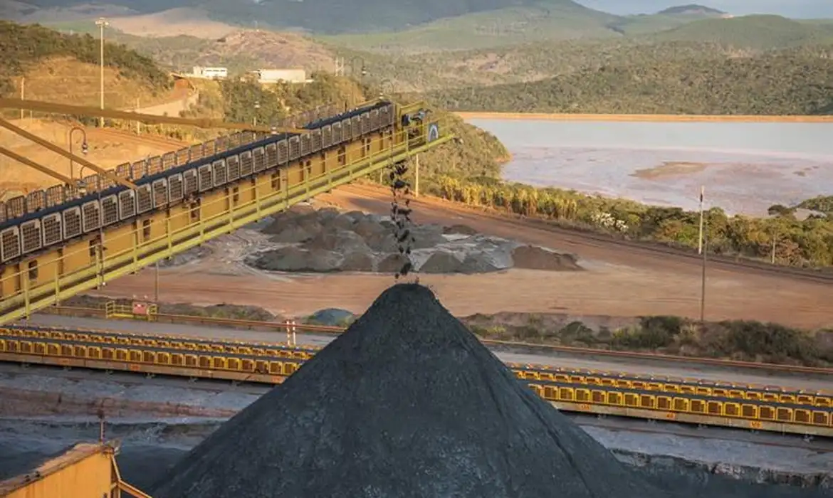 Pesquisa da B3 revela mercado de capitais consciente dos desafios no setor mineral