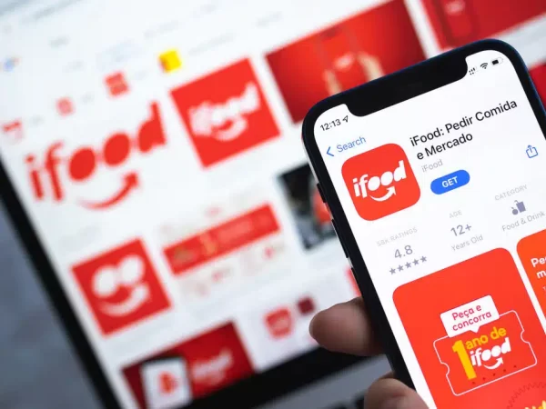 iFood lança ferramenta de IA que permite fazer pedidos pelo WhasApp