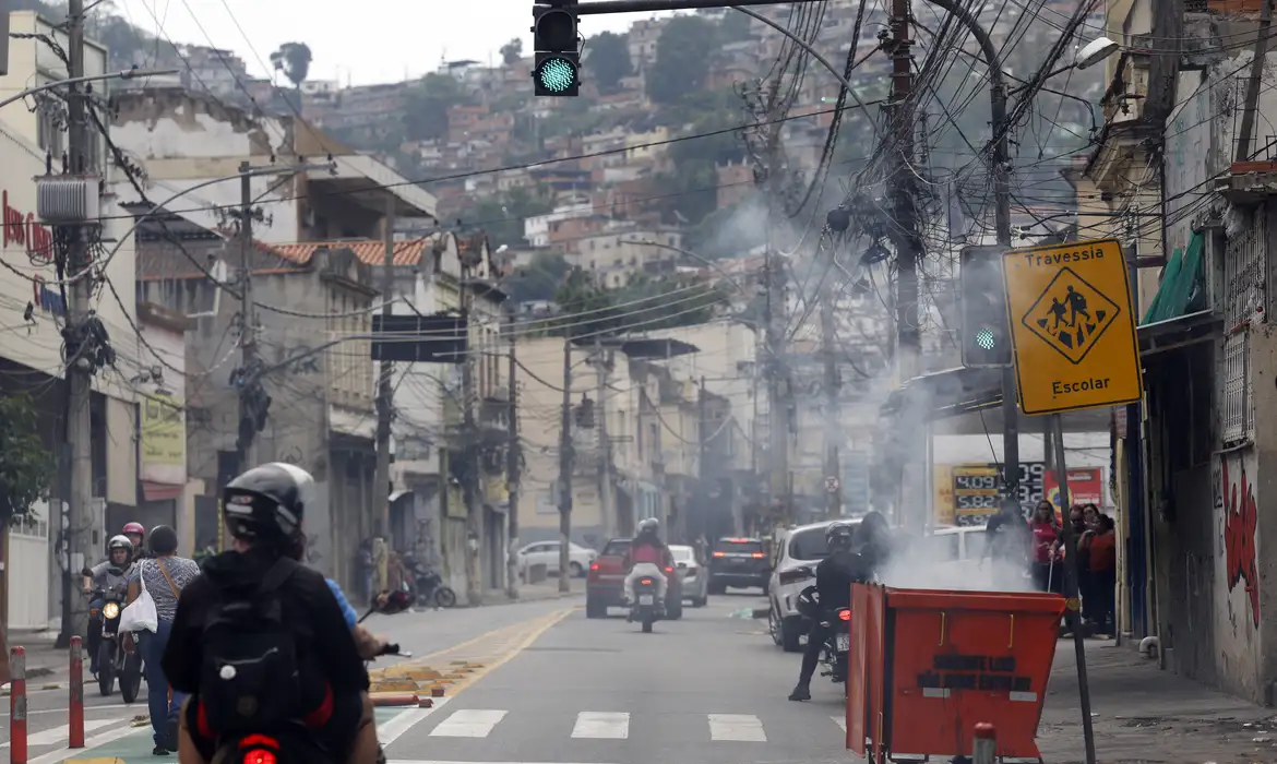 Alckmin faz reunião de emergência com Rui, Gleisi e técnicos sobre ação no Rio contra o CV