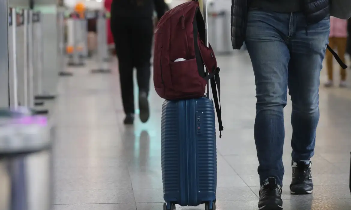 Gasto de brasileiros com viagens nacionais subiu 11,7% em 2024