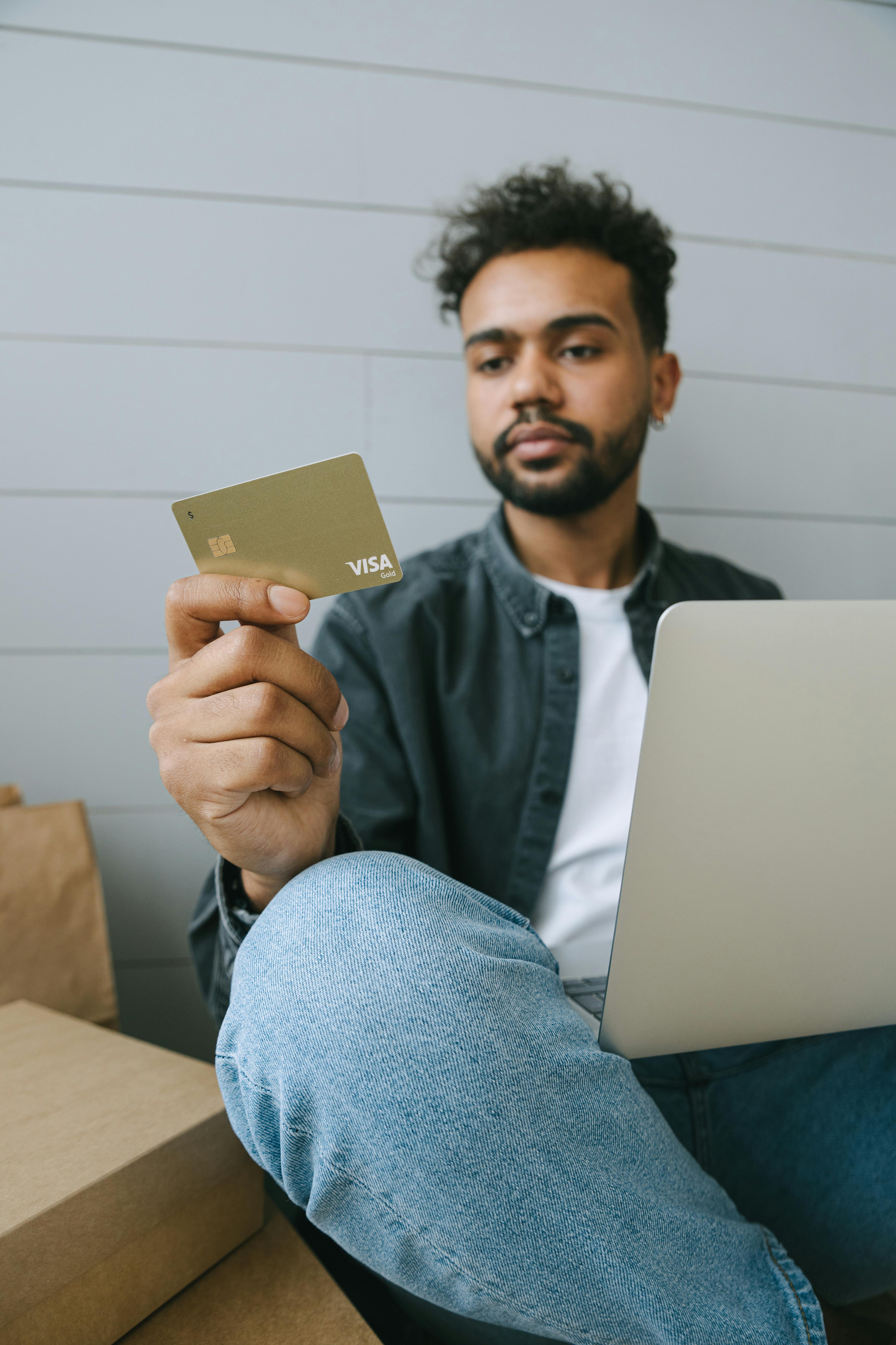 Visa testa IA para compras nos EUA e prevê trazer solução para o Brasil no início de 2026