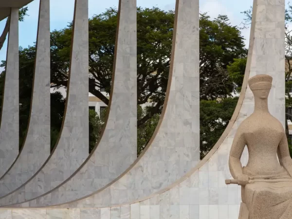 Por unanimidade, STF valida prisões de Bolsonaro e mais 6 condenados