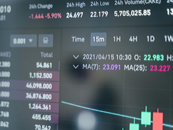 Bolsa tem décima alta seguida e volta a bater recorde