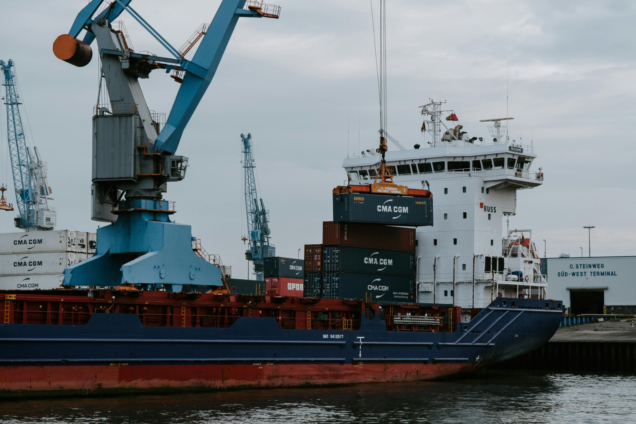 OMC: comércio global desacelera na 2ª metade do ano e deve ter ritmo menos intenso no 4º tri