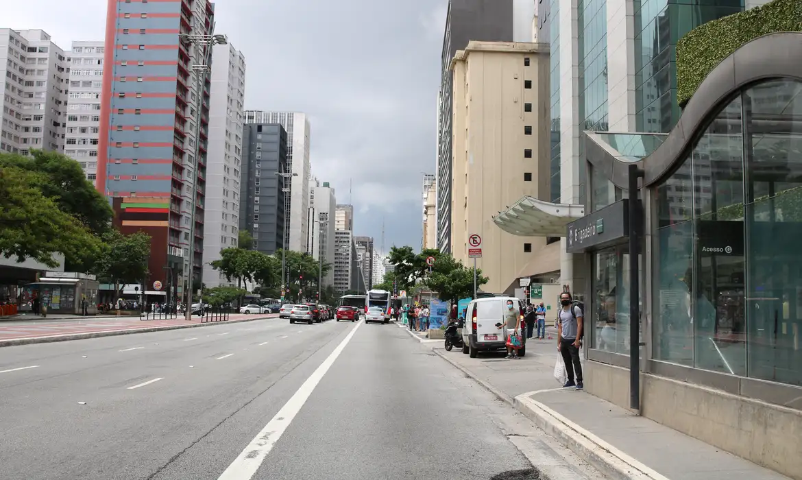 Inflação do aluguel sobe 0,41% em janeiro, mas tem queda em um ano