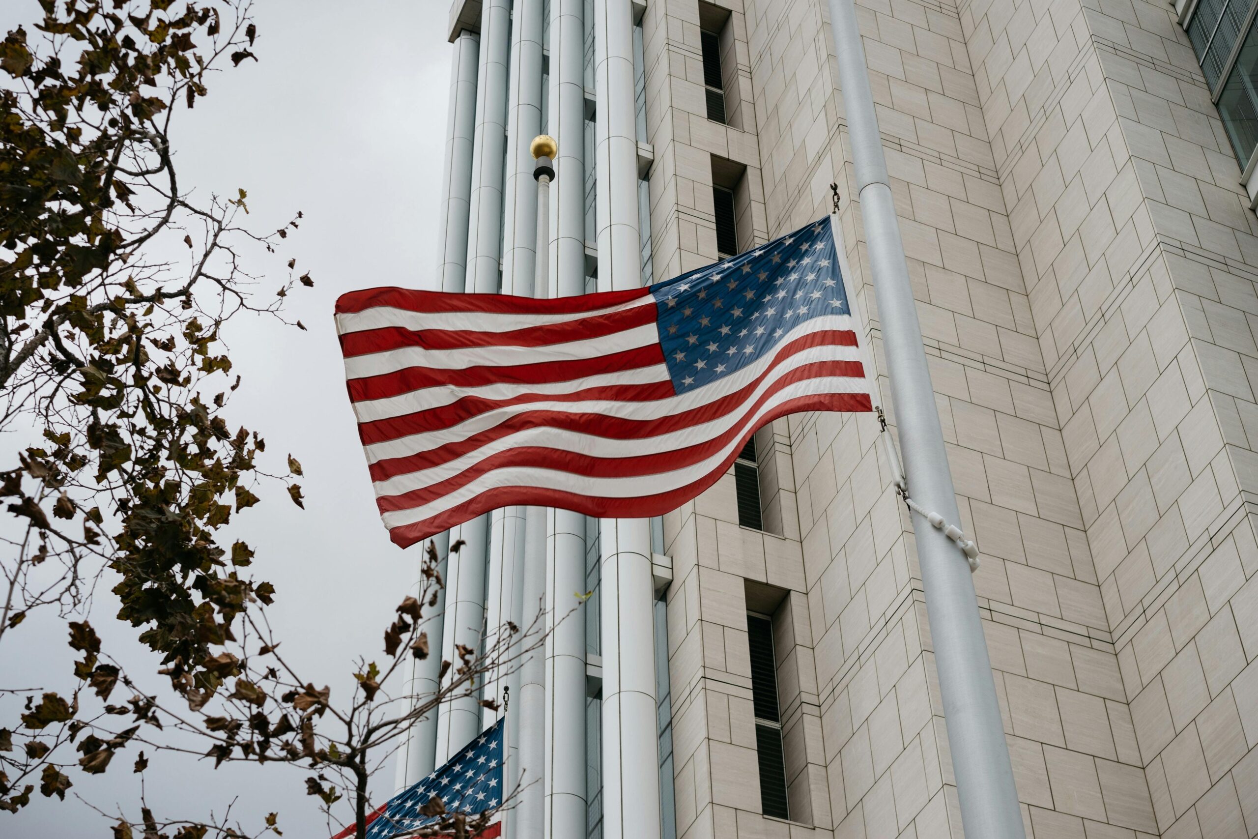 Trabalhar ou estudar nos Estados Unidos? Entenda 5 pontos principais na mudança dos vistos