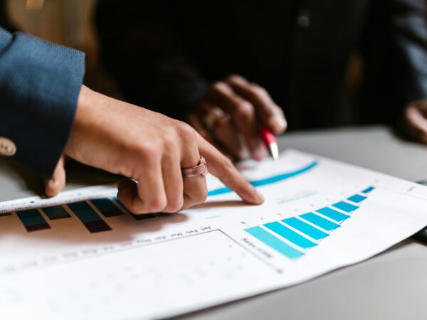 ONU: tarifas devem pesar sobre bens e desacelerar comércio global a 2,2% em 2026