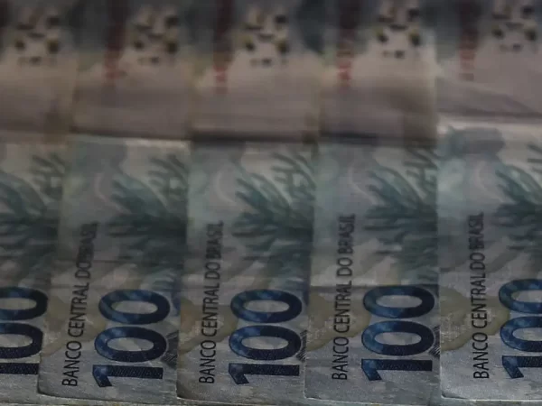 Reforma tributária entra em fase de testes em 2026