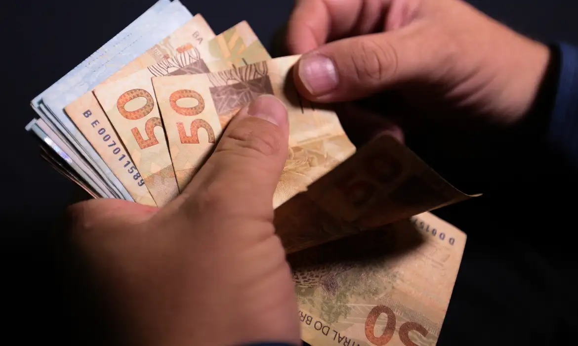 Mercado financeiro projeta inflação de 4,06% em 2026