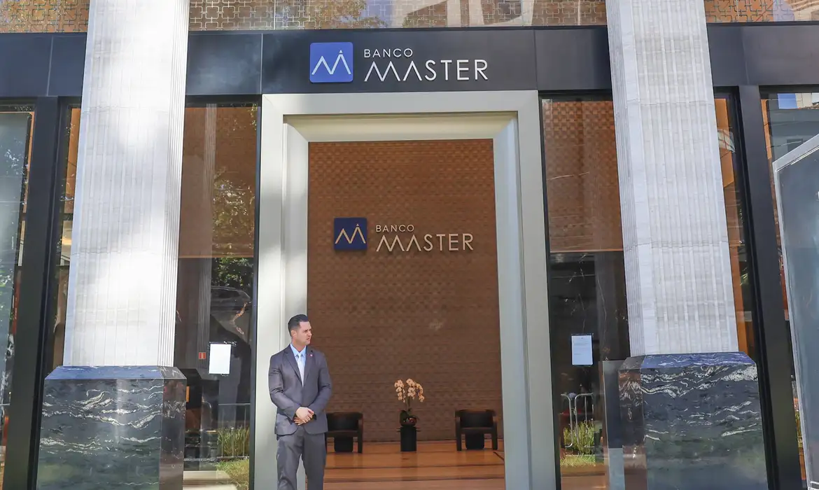 Entenda as liquidações do Banco Master e da Reag