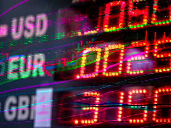 Brasil capta US$ 4,5 bilhões em títulos no mercado internacional