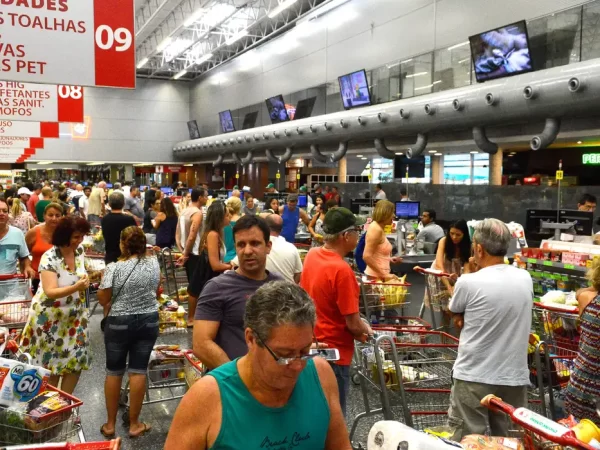 Estimativas do mercado para inflação e PIB ficam estáveis
