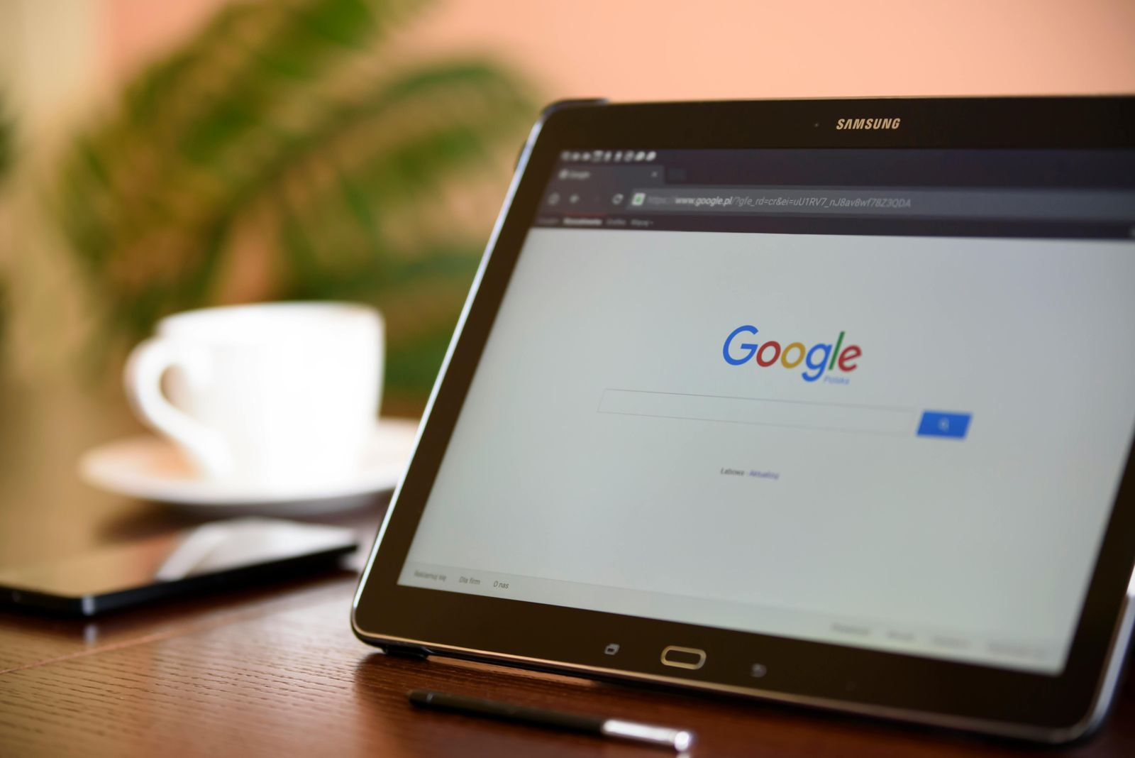 Google amplia iniciativas para impulsionar inteligência artificial no Brasil e apoiar startups e setor público