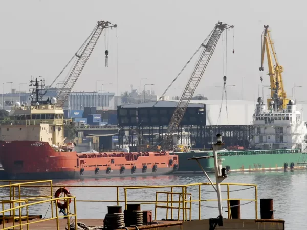 Conflito no Irã não deve afetar exportações da Petrobras, diz diretor