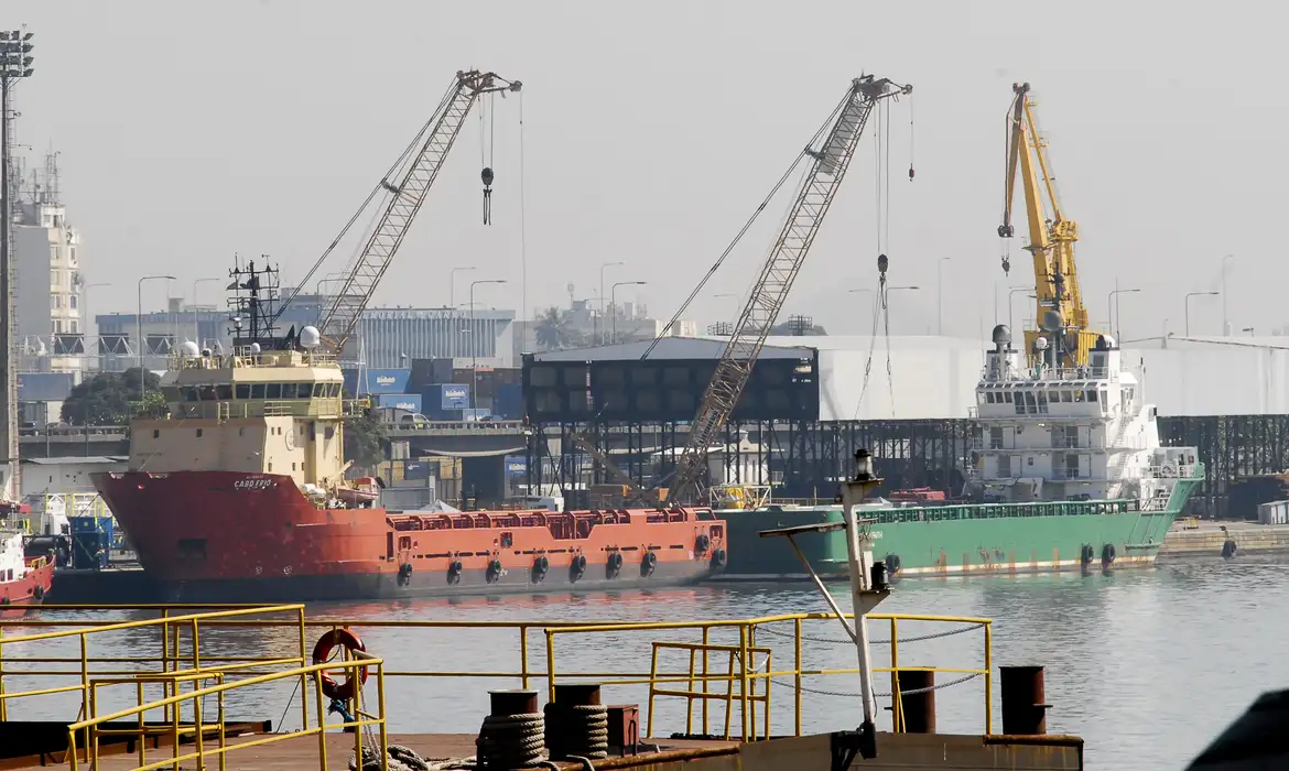 Conflito no Irã não deve afetar exportações da Petrobras, diz diretor