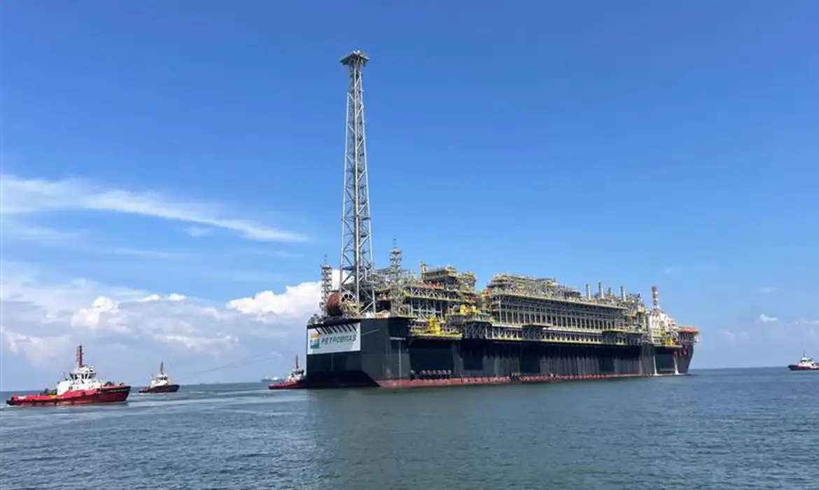 ANP vai notificar Petrobras para que oferte diesel e gasolina