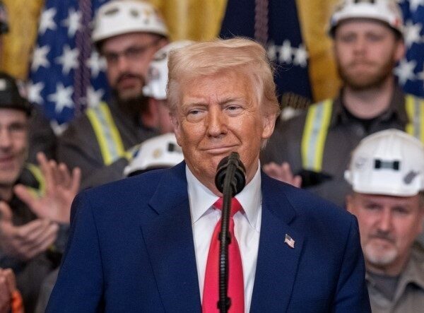 Trump recua e aceita suspender ataques ao Irã por duas semanas