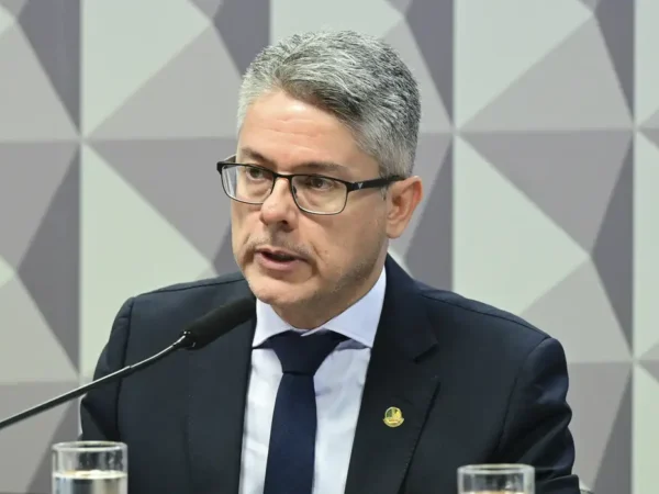 Relator da CPI do Crime pede intervenção federal no Rio de Janeiro