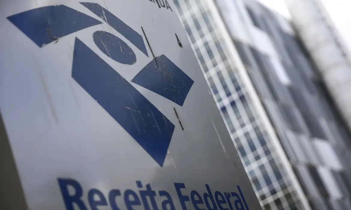 Saiba quem deve declarar Imposto de Renda em 2026