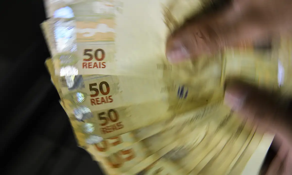 Banco Central reduz juros básicos para 14,5% ao ano