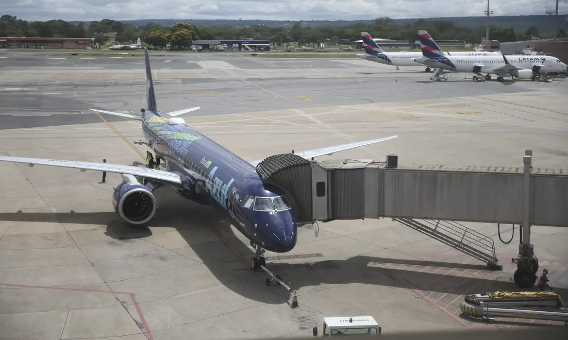 CMN aprova condições para linha de crédito emergencial de R$ 1 bilhão às empresas aéreas