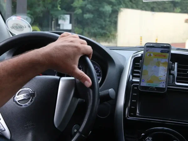 Move Brasil: CMN regulamenta linha de crédito de até R$ 30 bilhões para motoristas de aplicativo e taxistas