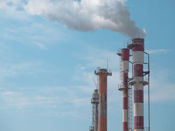 Empresas ampliam investimentos para reduzir superpoluentes e acelerar metas climáticas