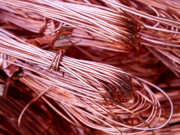 Demanda global por cobre deve crescer 50% até 2040 e abre oportunidade para o Brasil