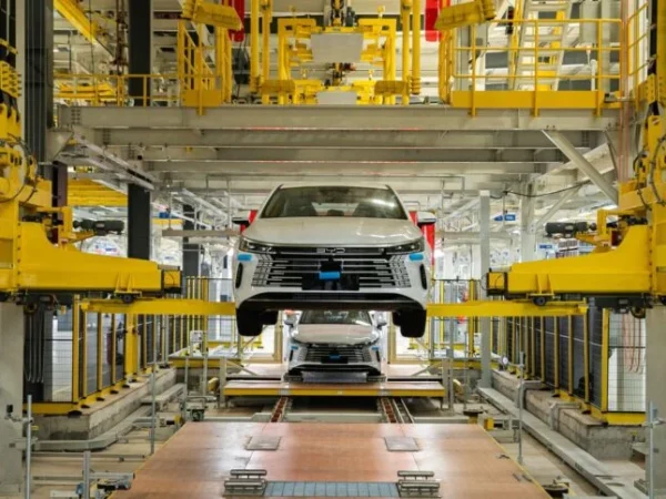Lula diz que chegada da BYD na Bahia levou a indústria automobilística a acordar e investir