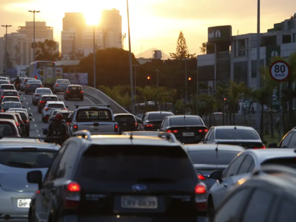 Rio lidera preço do seguro de carro no país, com diferença de mais de 100% entre regiões da cidade