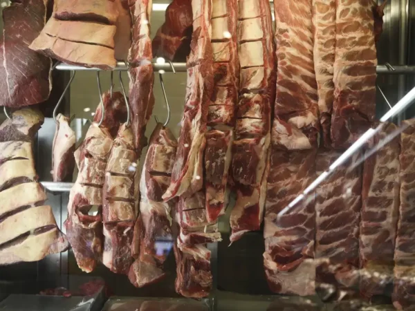 Cota chinesa faz exportação de carne bovina recuar 27,1% em agosto