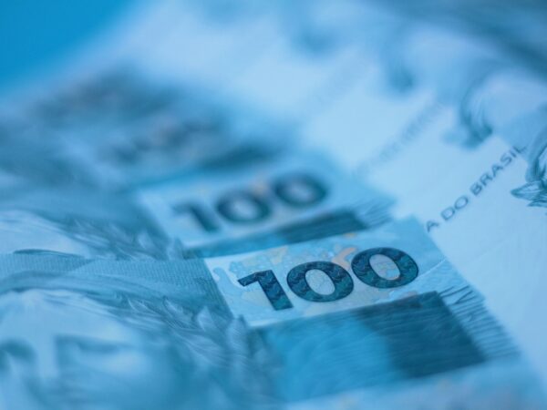 Banco Central projeta PIB de 1,8% em 2026 enquanto governo faz previsão de 2,3% para 2027