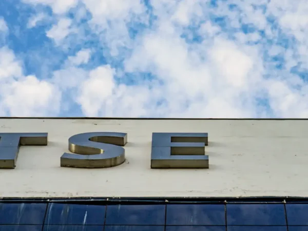TSE dá 24 horas para Meta dar informações sobre igualdade de campanhas e mantém ordem para garantir isonomia a candidatos